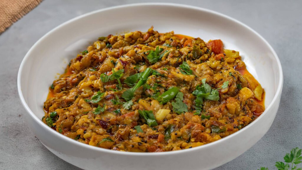 Kathiya Wadi Baingan Bharta: A Smoky Rajasthani Delight
